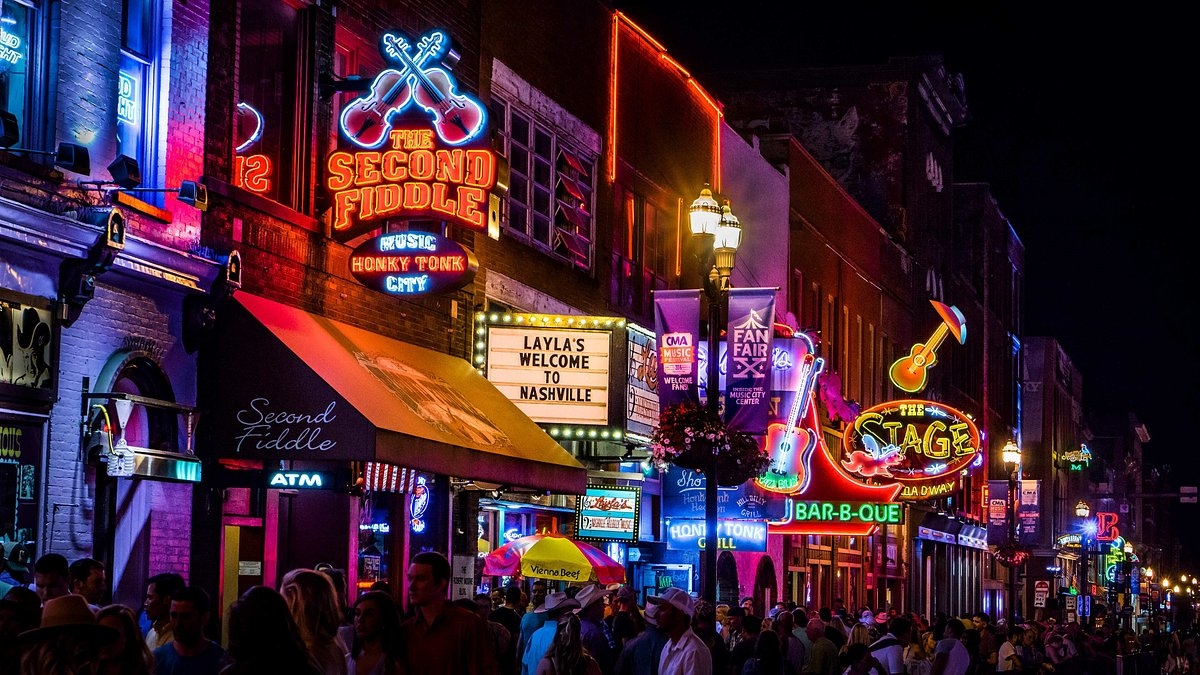 Nashville Downtown Scene