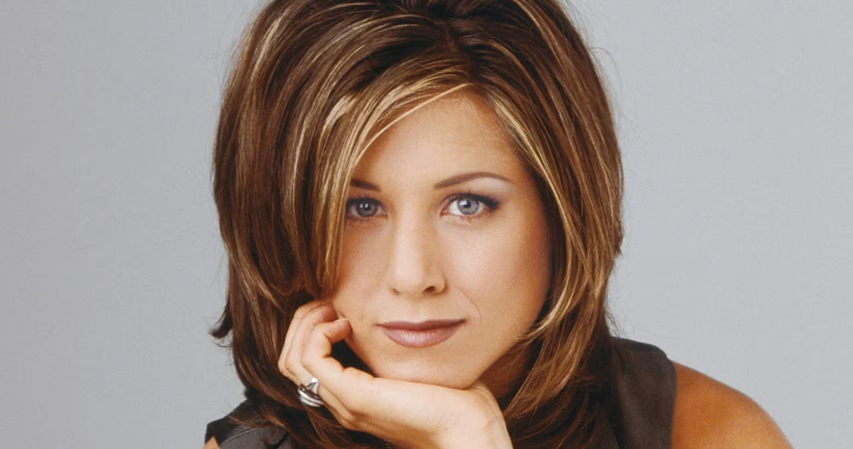 Rachel Green Closeup Shot Wallpaper