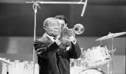 louis armstrong live performance