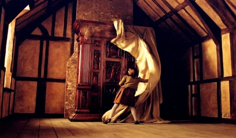narnia magical wardrobe