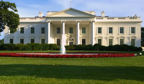 neoclassical design facade white house
