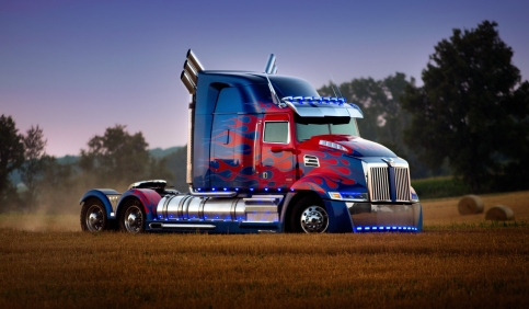 optimus prime truck form