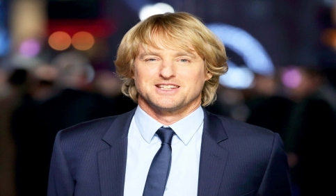 owen wilson zoomed in