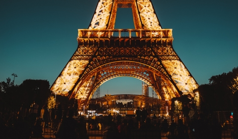 paris eiffel tower night