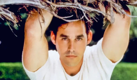 xander harris portrait under branch buffy the vampire slayer